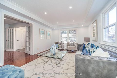 Photo 7 at 15 Marylebone Crescent, Oak Ridges Lake Wilcox, Richmond Hill