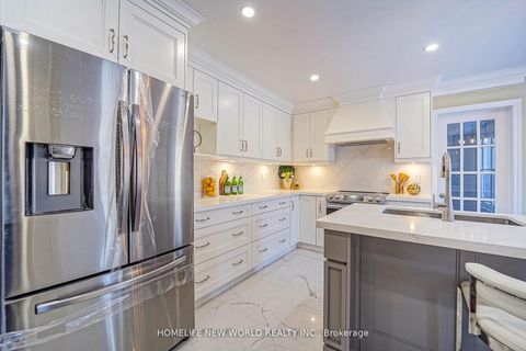 Photo 14 at 15 Marylebone Crescent, Oak Ridges Lake Wilcox, Richmond Hill