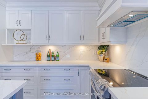 Photo 16 at 15 Marylebone Crescent, Oak Ridges Lake Wilcox, Richmond Hill