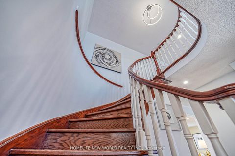 Photo 20 at 15 Marylebone Crescent, Oak Ridges Lake Wilcox, Richmond Hill