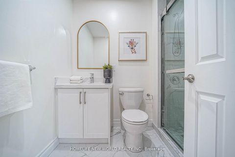 Photo 27 at 15 Marylebone Crescent, Oak Ridges Lake Wilcox, Richmond Hill