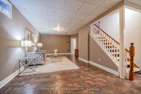 Photo 31 at 15 Marylebone Crescent, Oak Ridges Lake Wilcox, Richmond Hill