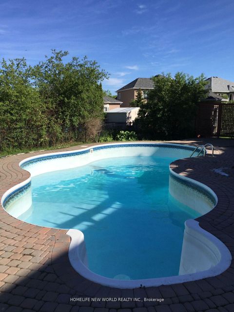 Photo 34 at 15 Marylebone Crescent, Oak Ridges Lake Wilcox, Richmond Hill