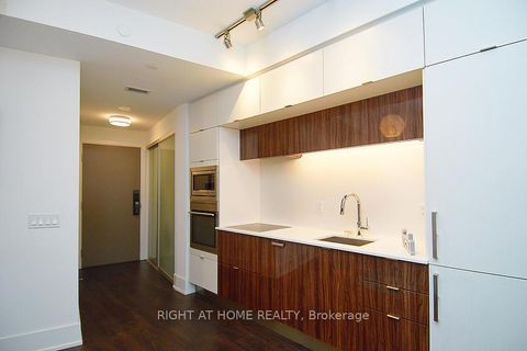 Photo 18 at 3712 - 10 York Street, Waterfront Communities C1, Toronto