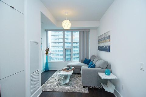 Photo 25 at 3712 - 10 York Street, Waterfront Communities C1, Toronto