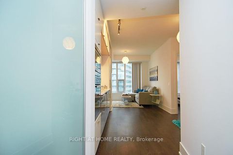 Photo 27 at 3712 - 10 York Street, Waterfront Communities C1, Toronto