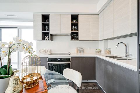 Photo 12 at 1606 - 398 Highway 7, Doncrest, Richmond Hill