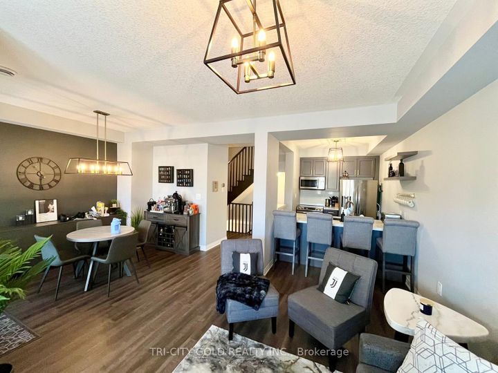 Photo 9 at 22 Waterlily Way, Stoney Creek, Hamilton