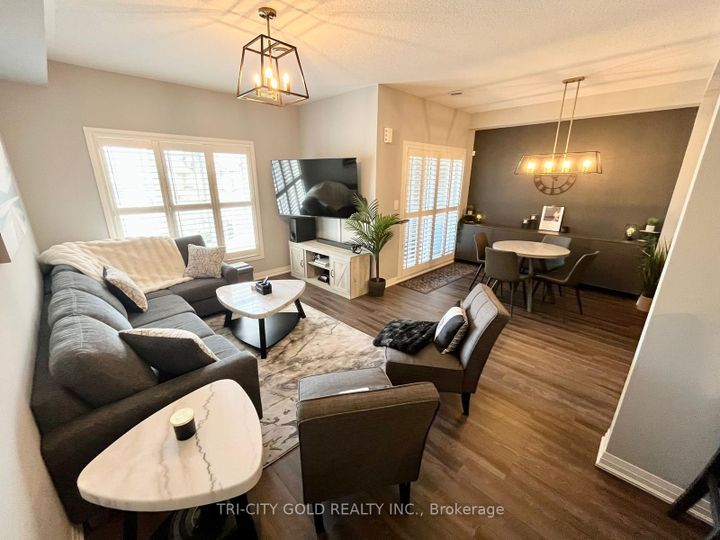 Photo 11 at 22 Waterlily Way, Stoney Creek, Hamilton