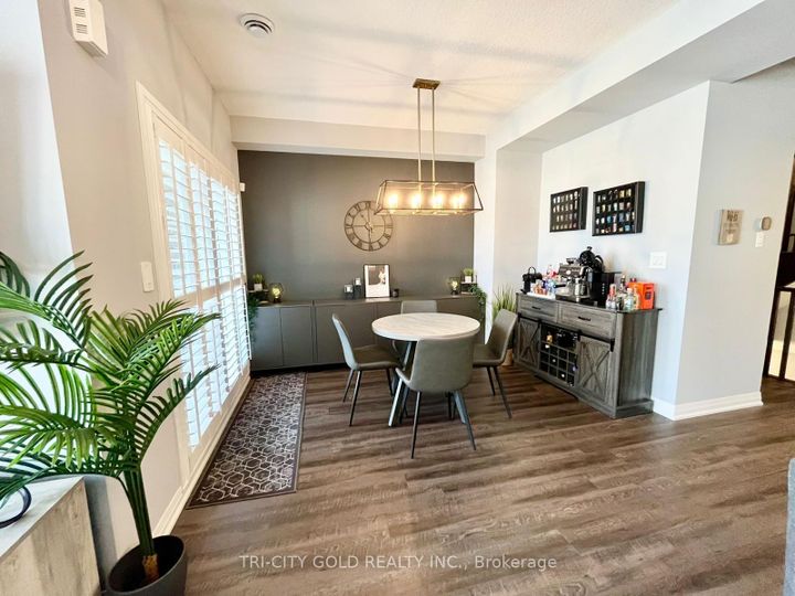 Photo 15 at 22 Waterlily Way, Stoney Creek, Hamilton