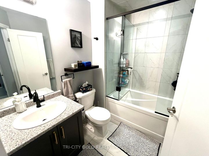 Photo 19 at 22 Waterlily Way, Stoney Creek, Hamilton