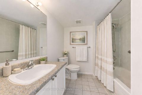 Photo 16 at Ph18 - 4185 Shipp Drive, City Centre, Mississauga