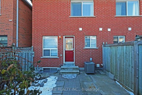 Photo 38 at 2066 St Clair Avenue W, Junction Area, Toronto