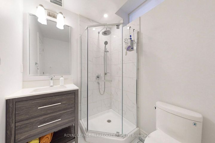 Photo 23 at 51 Donzi Lane, Patterson, Vaughan