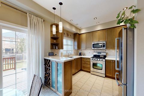 Photo 5 at 51 Donzi Lane, Patterson, Vaughan