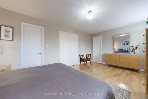 Photo 10 at 51 Donzi Lane, Patterson, Vaughan