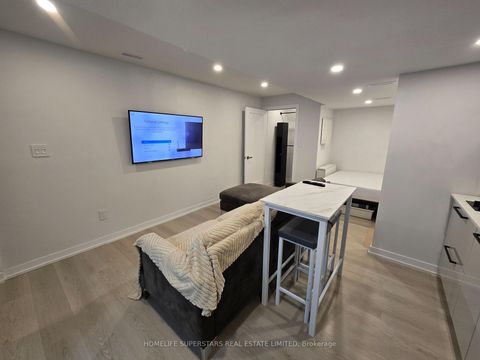 Photo 3 at 40 Akil Thomas Gardens, Bendale, Toronto