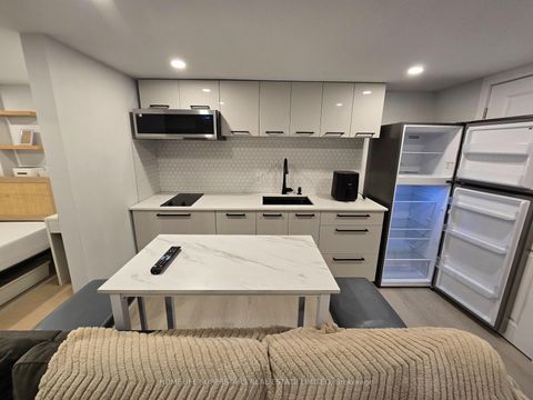 Photo 6 at 40 Akil Thomas Gardens, Bendale, Toronto