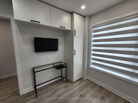 Photo 12 at 40 Akil Thomas Gardens, Bendale, Toronto