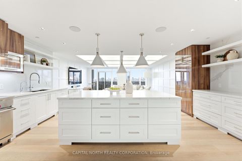 Photo 2 at 2603 - 330 Richmond Street W, Waterfront Communities C1, Toronto