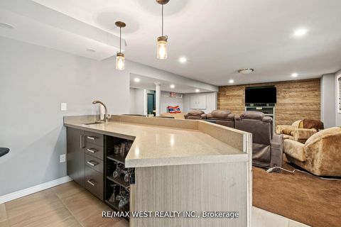 Photo 37 at 31 Buxton Lane, Bowmanville, Clarington