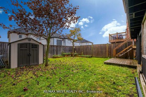 Photo 45 at 31 Buxton Lane, Bowmanville, Clarington