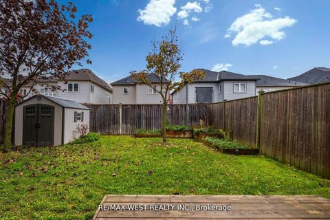 Photo 46 at 31 Buxton Lane, Bowmanville, Clarington