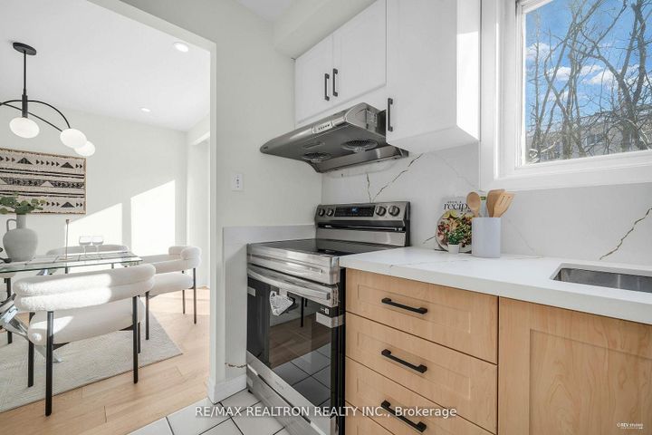 Photo 7 at 151 Shaughnessy Boulevard, Don Valley Village, Toronto