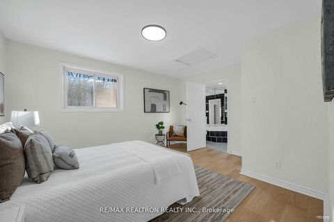 Photo 23 at 151 Shaughnessy Boulevard, Don Valley Village, Toronto