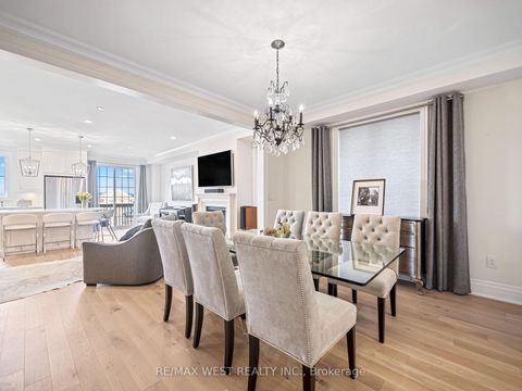 Photo 5 at 30 Drizzel Cres Crescent, Oak Ridges, Richmond Hill