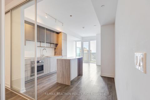 Photo 10 at 1701 - 15 Holmes Avenue, Willowdale East, Toronto