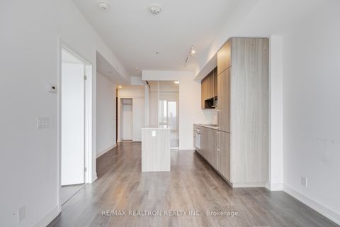 Photo 13 at 1701 - 15 Holmes Avenue, Willowdale East, Toronto