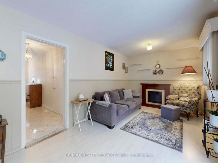 Photo 5 at 16 Grassington Crescent, Northgate, Brampton