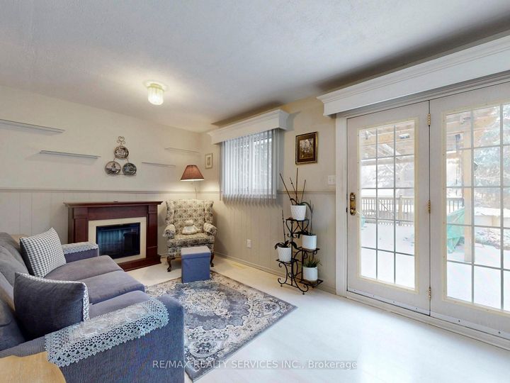 Photo 7 at 16 Grassington Crescent, Northgate, Brampton