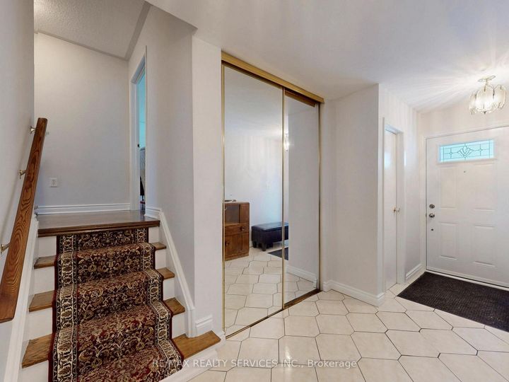 Photo 10 at 16 Grassington Crescent, Northgate, Brampton