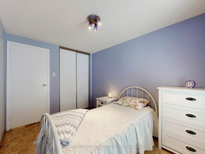 Photo 23 at 16 Grassington Crescent, Northgate, Brampton