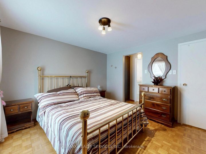 Photo 25 at 16 Grassington Crescent, Northgate, Brampton