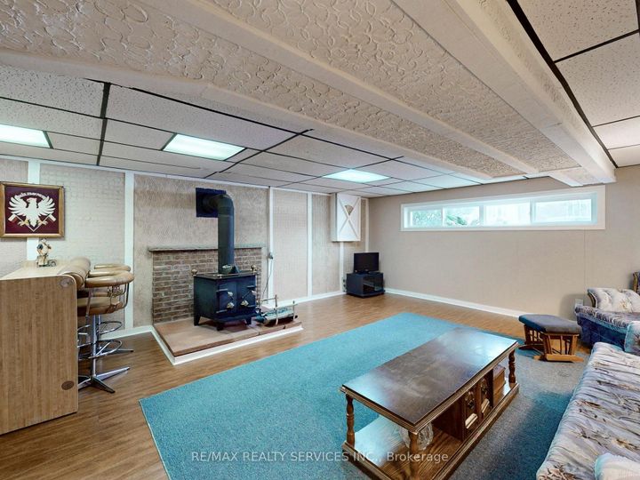 Photo 32 at 16 Grassington Crescent, Northgate, Brampton