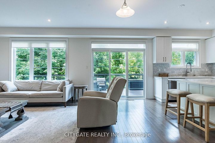 Photo 3 at 44 elysian fields Circle, Bram West, Brampton