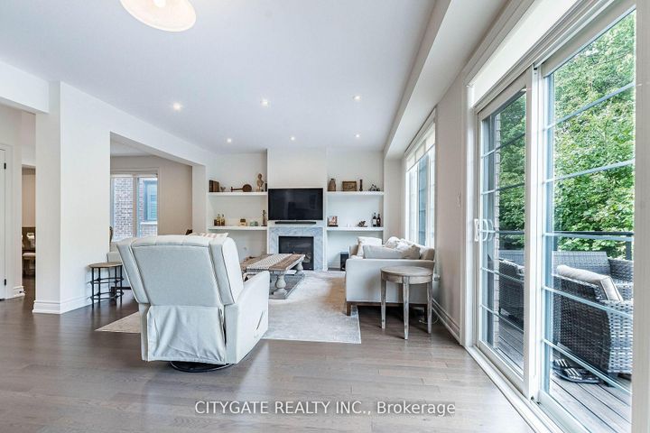 Photo 7 at 44 elysian fields Circle, Bram West, Brampton