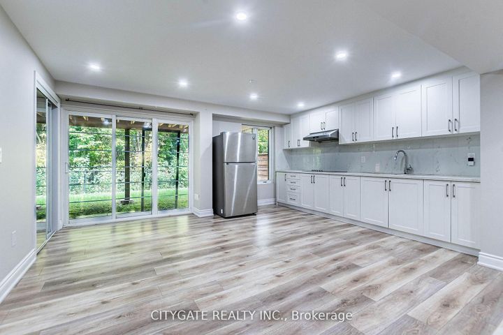 Photo 14 at 44 elysian fields Circle, Bram West, Brampton