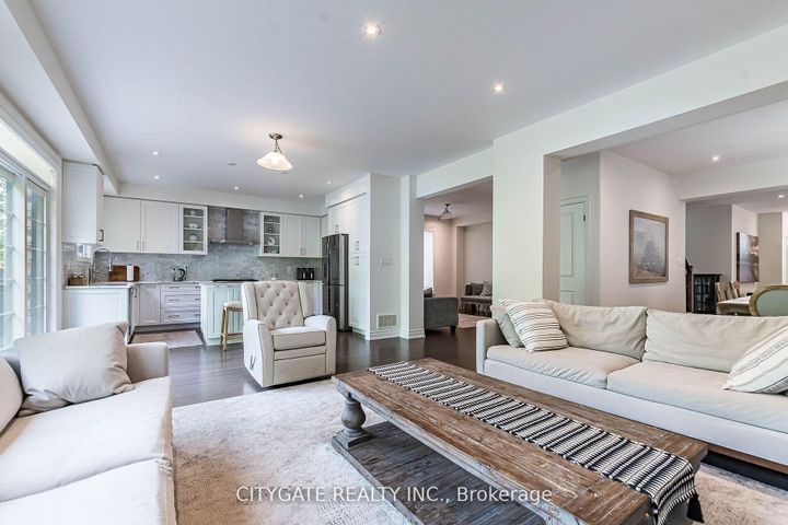 Photo 29 at 44 elysian fields Circle, Bram West, Brampton