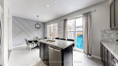 Photo 7 at 35 Barn Owl Way, Kleinburg, Vaughan