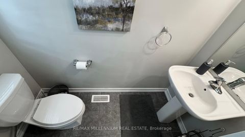 Photo 13 at 35 Barn Owl Way, Kleinburg, Vaughan