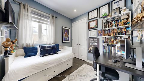 Photo 23 at 35 Barn Owl Way, Kleinburg, Vaughan