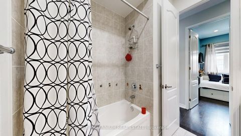 Photo 31 at 35 Barn Owl Way, Kleinburg, Vaughan