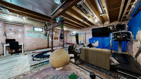 Photo 35 at 35 Barn Owl Way, Kleinburg, Vaughan