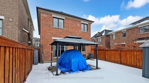 Photo 39 at 35 Barn Owl Way, Kleinburg, Vaughan