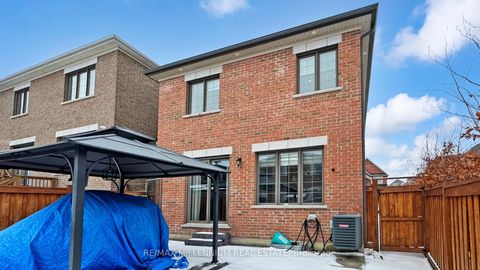 Photo 41 at 35 Barn Owl Way, Kleinburg, Vaughan