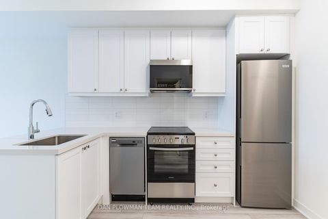 Photo 4 at 223 - 51 Clarington Boulevard, Bowmanville, Clarington